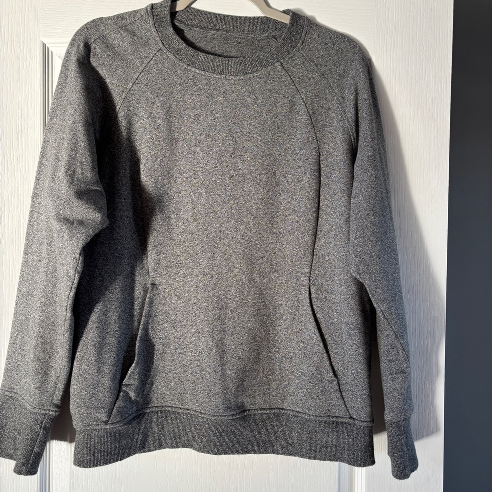 lululemon athletica Gray Sweatshirt with pocket sz 10 so soft and cozy